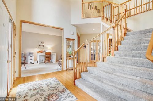 10098 Bridgewater Pkwy, Saint Paul MN  55129-8576 exterior