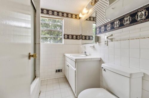 505 Bond St, Whitewright TX 75491-2210 exterior