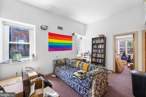 3961 Baltimore Ave, Philadelphia PA 19143-2623 exterior