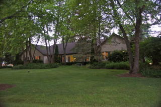 2110 Shetland Rd, Hoffman Estates, IL 60010-5411