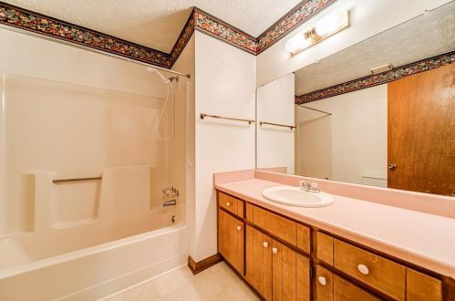 226 Ashland Dr, Stockbridge GA  30281-1768 exterior