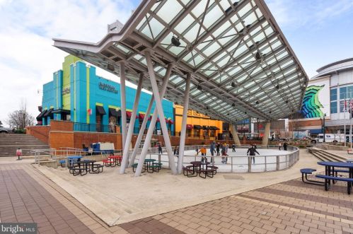 1118 Dl Dr, Silver Spring MD 20910-1601 exterior