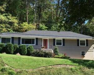 1301 Shady Cir, Chattanooga, TN 37405-2415