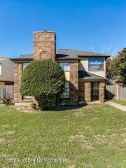 160 High Pointe Ln, Cedar Hill TX  75104-5108 exterior