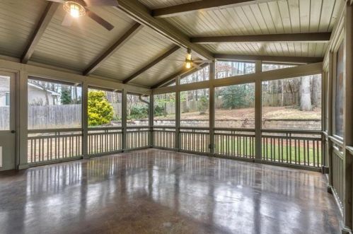 2613 Flair Knoll Dr, Atlanta GA  30345-1317 exterior