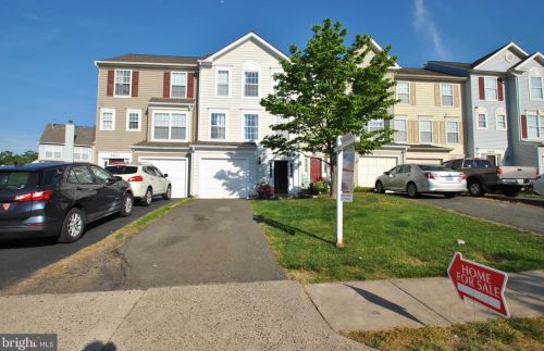 9603 Scales Pl, Bristow, VA 20136-1243
