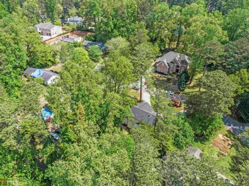 2108 Marann Dr, Atlanta GA  30345-3537 exterior