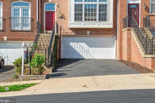 6184 Toledo Pl, Haymarket, VA 20169-3298
