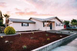 628 Peach Ave, Mendota, CA 93640-2903