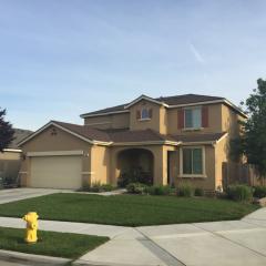 3805 Mary Ave, Visalia, CA 93292-1384