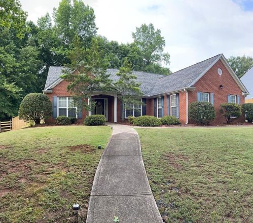 44 Buckingham Dr, Hiram, GA 30141-5420