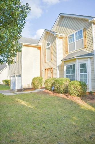 1053 Summer Cypress Dr, Villa Rica, GA 30180-6977