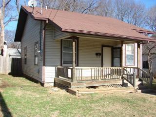 631 High St, Springfield MO  65803-2505 exterior