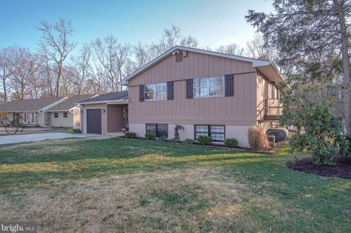 59 Mary Ln, Waterford, NJ 08089-2401