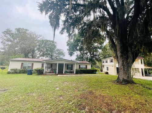 77 Sweet Bay Rd, Saint George, GA 31562-4068