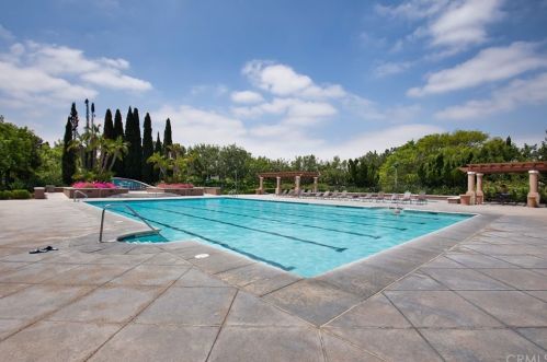 34 Del Ventura, Irvine CA  92606-8857 exterior