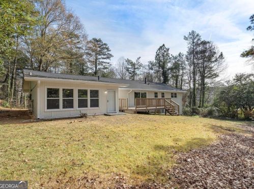 3669 Herschel Rd, Atlanta GA  30337-2306 exterior