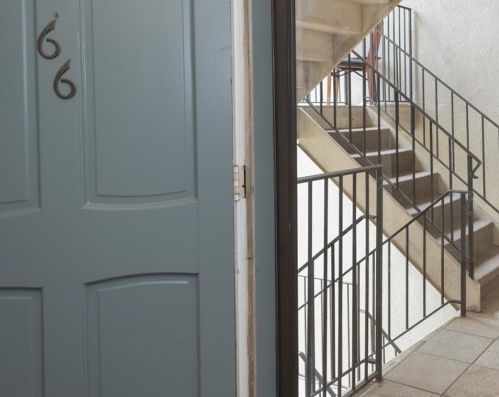 66 Montre Sq, Atlanta GA  30327-4043 exterior