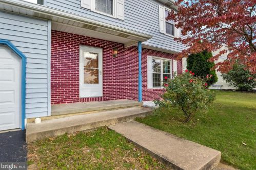 100 Kings Mill Ct, Harrisburg, PA 17110-3449