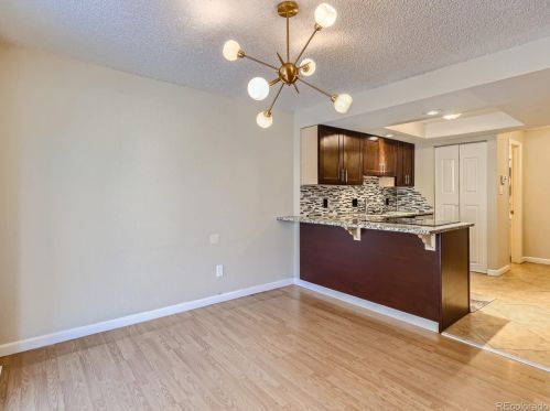 3014 Macon Cir, Aurora CO 80014-3092 exterior