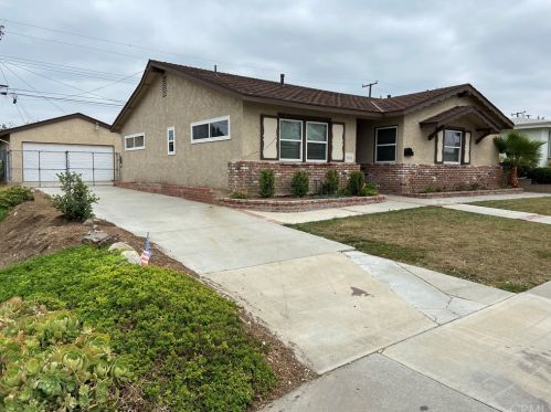 15721 Lemon Dr, Whittier, CA 90604-3439