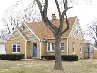 1102 Ridge Rd, Peoria, IL 61614-6927