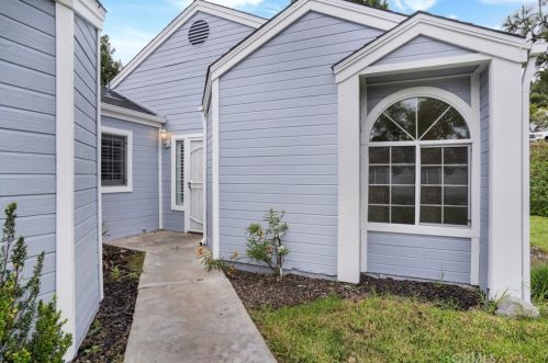 2826 Valley Vista Way, Oceanside, CA 92054-6287