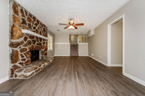 2154 Rolling Acres Dr, Conyers GA  30094-6136 exterior