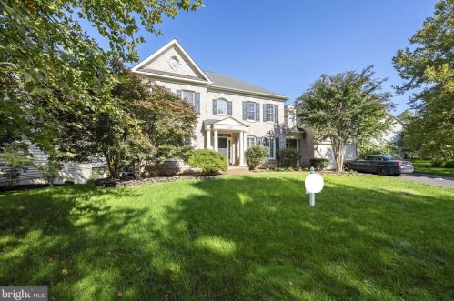 18297 Mid Ocean Pl, Leesburg, VA 20176-7403