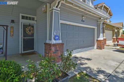 1601 Teakwood Ct, Tracy, CA 95376-5278