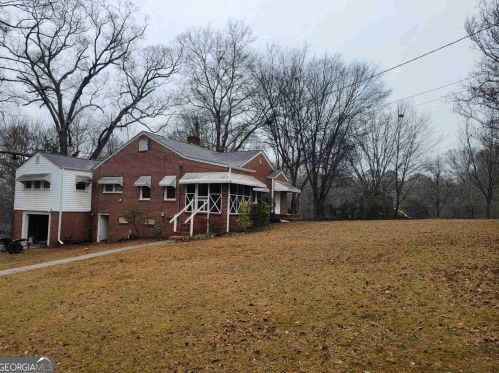 5564 Owens Dr, Austell, GA 30106-3312