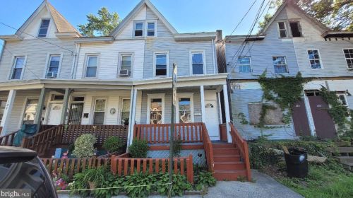 131 Boudinot St, Trenton, NJ 08618-5401