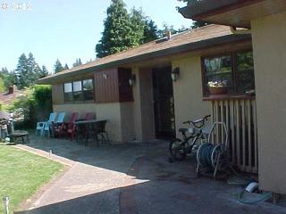 689 Norwood St, Camas, WA 98607-2624