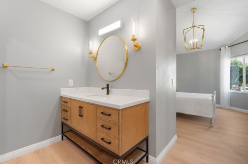 431 Tangelo, Irvine CA  92618-4483 exterior
