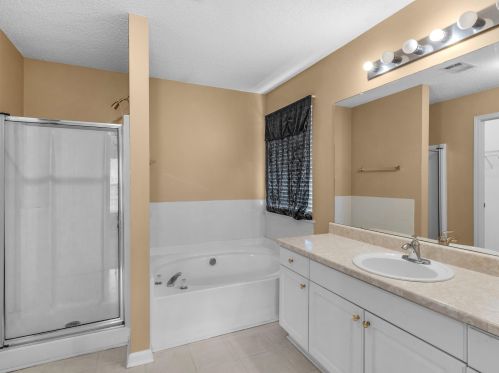 718 Old Stone Ct, Stockbridge GA  30281-7616 exterior