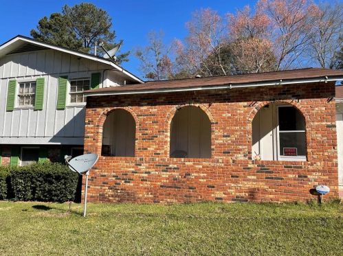 2528 Sparta Dr, Morrow, GA 30260-2040