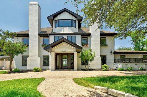 4200 Cat Mtn Dr, Austin TX  78731-3503 exterior