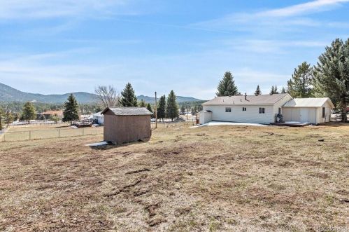 5165 Hatch Dr, Lakewood CO 80439 exterior