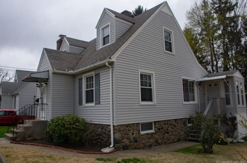 244 Monroe Ave, Waterbury, CT 06705-1478