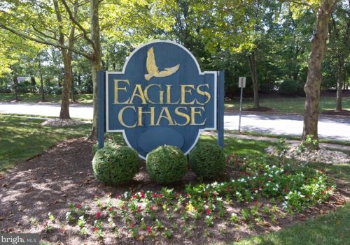 901 Sea Pl, Trenton, NJ 08648-2547