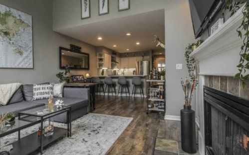 10200 Alder Grove Ln, Portland, OR 97229-7584