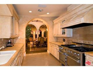 703 Palisades Beach Rd, Santa Monica CA  90402-2607 exterior