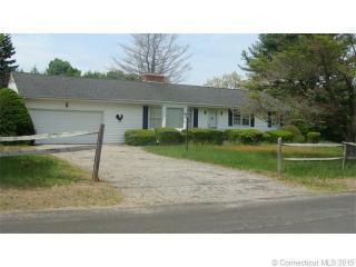 5 Meadowbrook Dr, Huntington CT  06484-2519 exterior