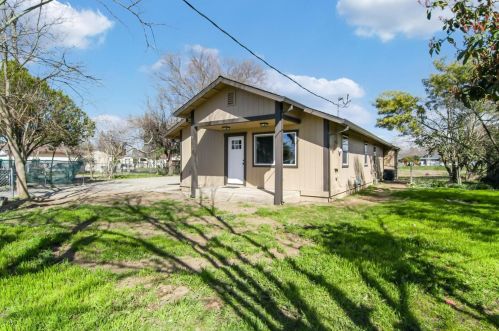 5579 Gledhill Ave, Arboga, CA 95961-8108