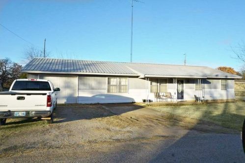 46 Campbell Dr, Healdton, OK 73438-3165