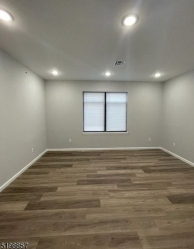 229 Graham Ave, Paterson NJ  07501-2422 exterior