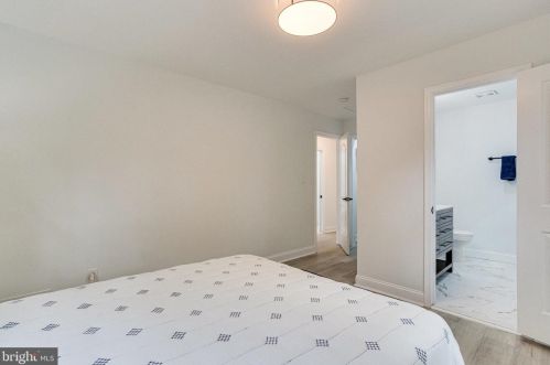 118 Fleetwood Ter, Silver Spring MD  20910-5511 exterior