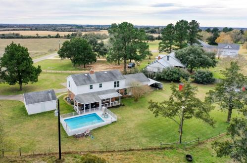 4179 Stokes Rd, Bellvue TX 77418-4139 exterior