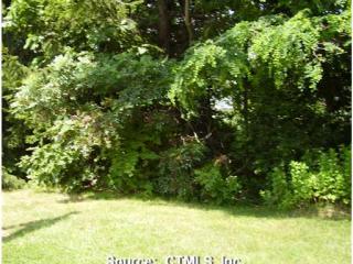 19 Juniper Point Rd, Branford, CT 06405-5631