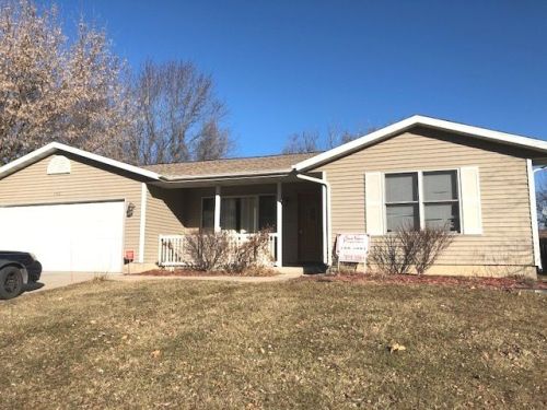 1401 Jane Dr, Nelson, IL 61021-1404